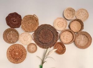 Mengembangkan Usaha: Kerajinan Tangan untuk Berbisnis