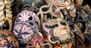 Menggali Keindahan Budaya Lokal: Kerajinan Tangan Saat Ini